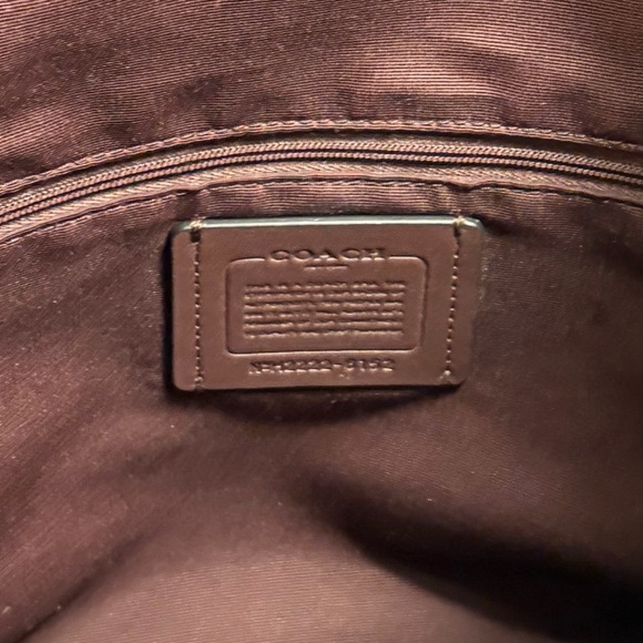 Coach Pennie Black Leather Shoulder Bag - Picture 7 of 10